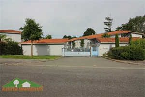 t2 à la location -   31800  SAINT GAUDENS, surface 52 m2 location t2 - UBI441463157